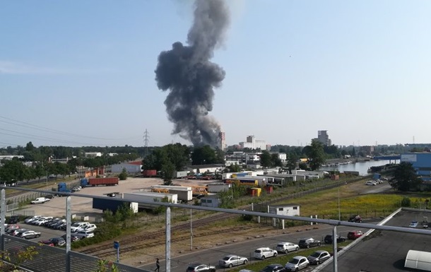 У Страсбурзі прогримів вибух, після якого почалася пожежа