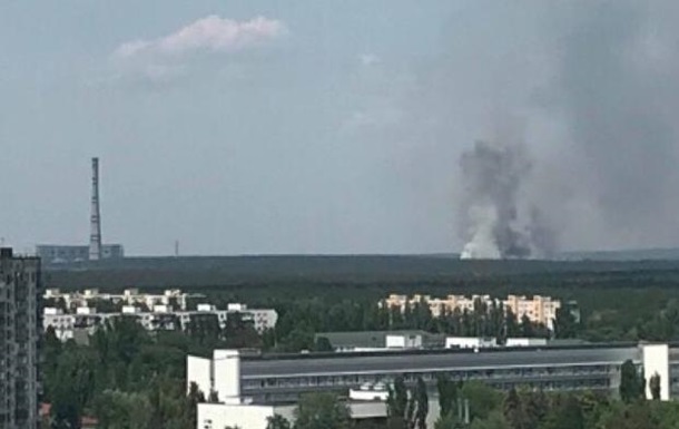 В Киеве крупный пожар возле ТЭЦ-6