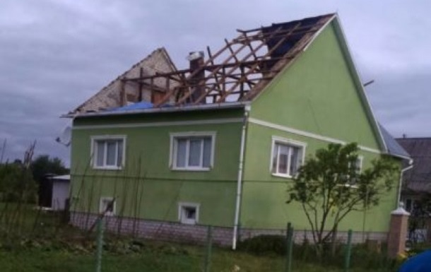 Ураган в Закарпатской области повредил 866 зданий