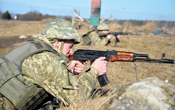 Сутки на Донбассе прошли без потерь, 36 обстрелов