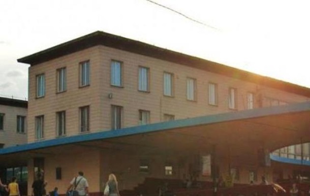 У Києві горіла будівля Центрального автовокзалу