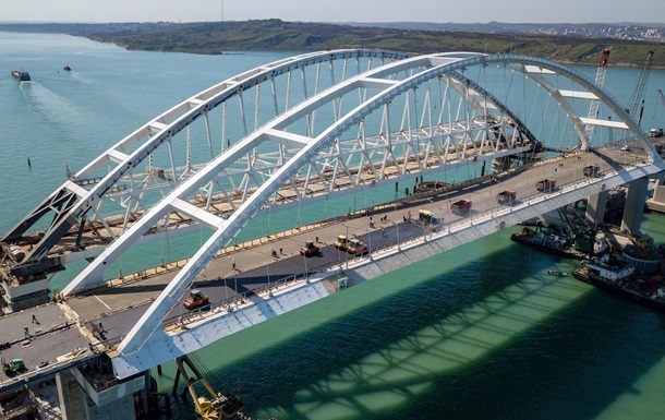 Google Maps подписал Крымский мост на украинском языке