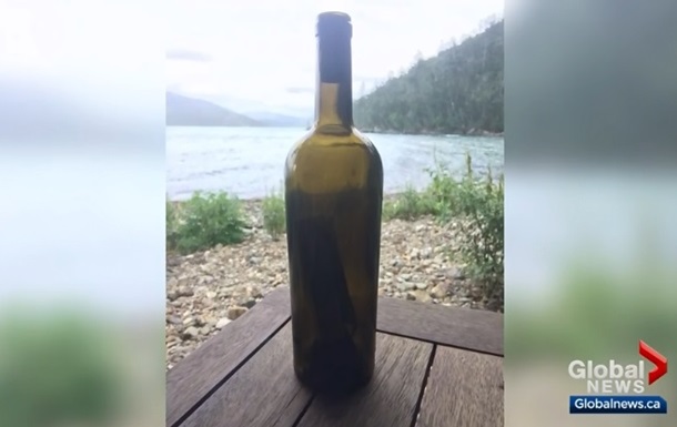 Австралієць знайшов пляшку з листом, що подолала півокеану