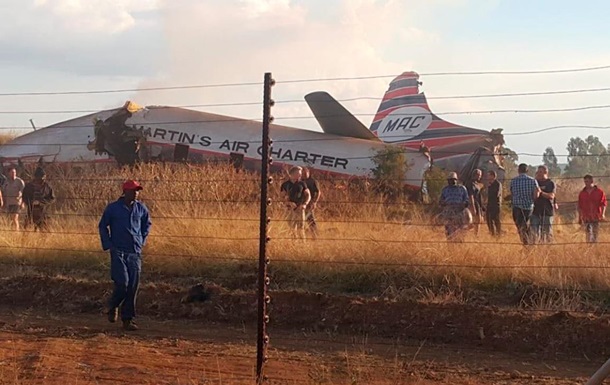 У ПАР розбився пасажирський літак