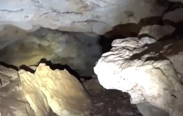 У Криму зняли відео в печері, знайденій під час будівництва траси