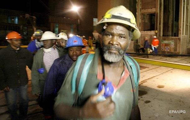 У ПАР в результаті пожежі на шахті загинули п ятеро гірників