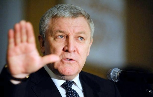 Экс-министр обороны Ежель получил убежище в Беларуси