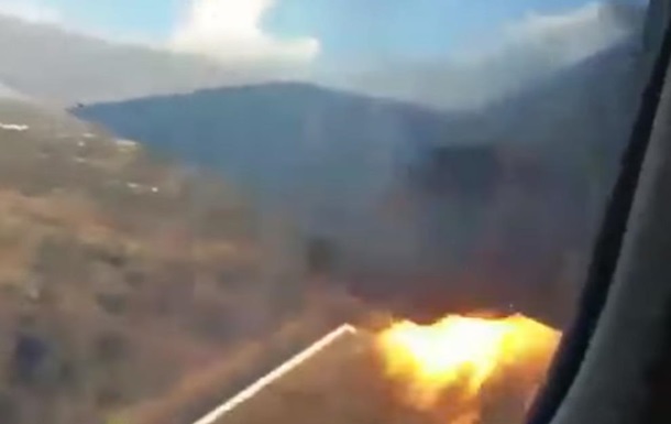 Появилось видео падения самолета в ЮАР, снятое из его салона