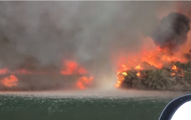 Редкое зрелище: огненный торнадо сняли на видео