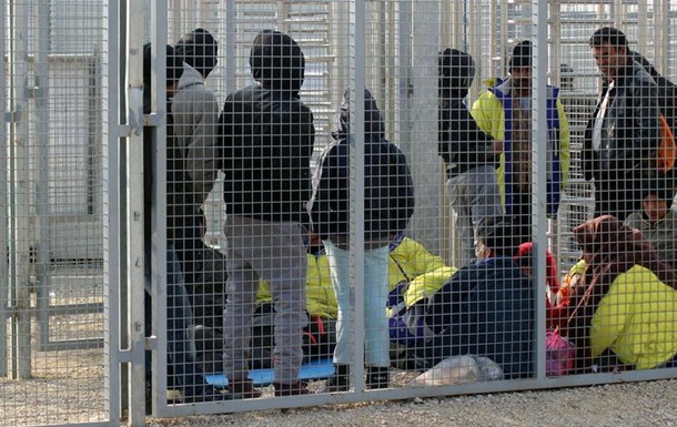 Єврокомісія подає до суду на Угорщину через міграційні норми