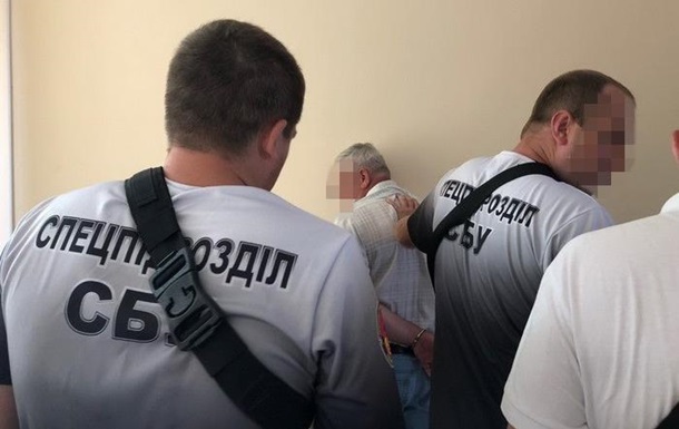 У Миколаївській області на хабарі затримали радника глави району