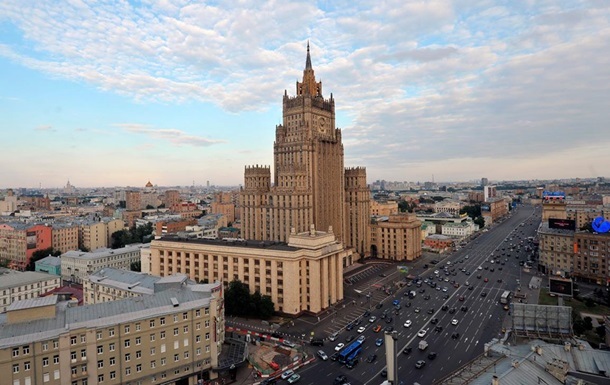 Москва висловила протест послу Греції через витурення російських дипломатів