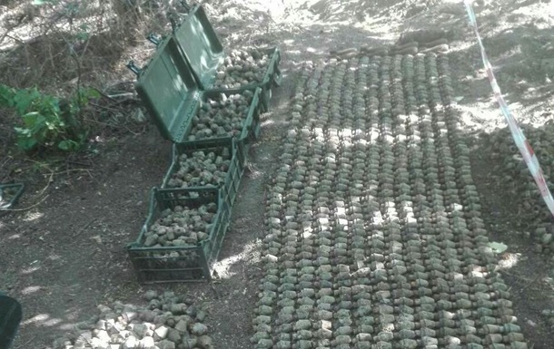 Біля Одеської залізниці знайшли п ять тисяч боєприпасів