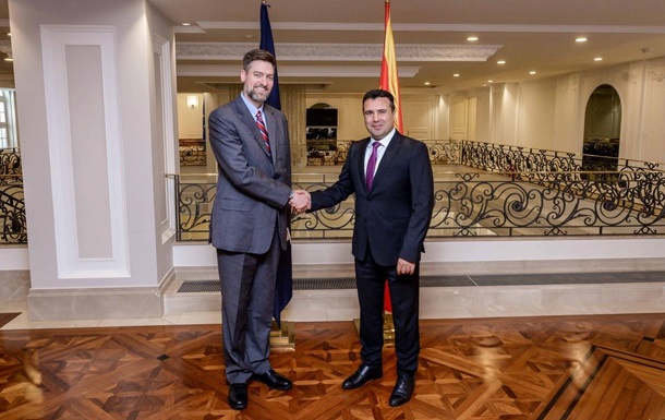 Македония начала переговоры о вступлении в НАТО