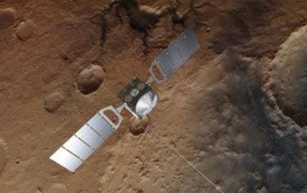 Ученые нашли на Марсе озеро с жидкой водой