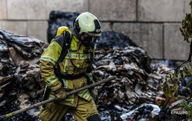 В Лондоне горит жилой дом, идет эвакуация