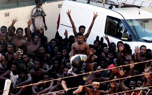 В Марокко более 130 мигрантов пострадали при прорыве в испанскую Сеуту