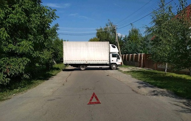 На Закарпатье блокируют дороги к словацкой границе