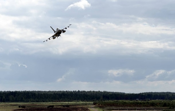 У Литві будують авіаполігон за стандартами НАТО біля кордону з РФ