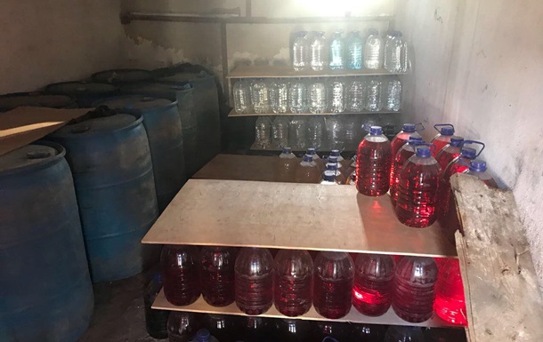 В Одессе обнаружили подпольный цех по изготовлению алкоголя