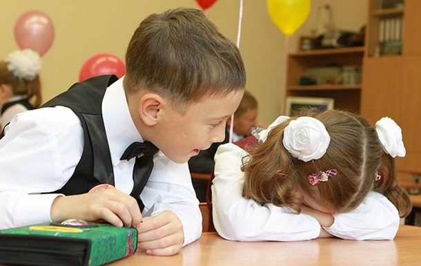 В Україні в цьому році в школи підуть більше 448 тисяч першокласників