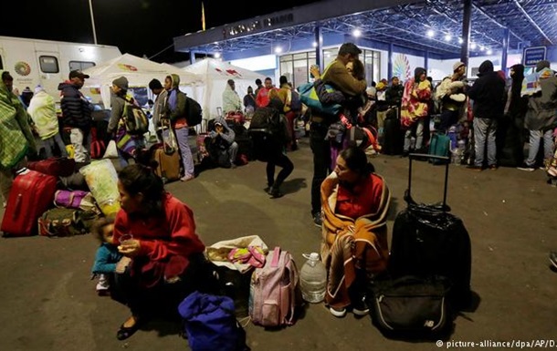 Еквадор відкрив гуманітарний коридор для венесуельців
