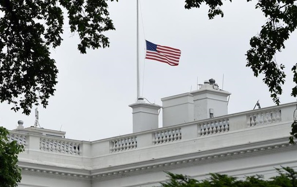 Трамп все ж висловив повагу до Маккейна за його службу