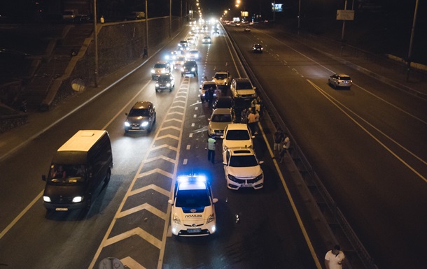 В Киеве столкнулись семь авто