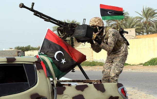 У Триполі збройні угруповання намагаються врятувати перемир я