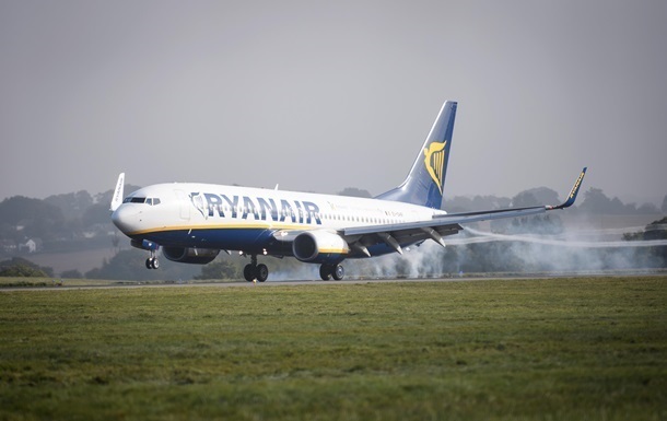  Ryanair   