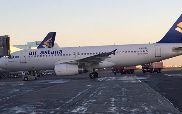 Лайнер Airbus А320 зайнявся під час посадки в Астані