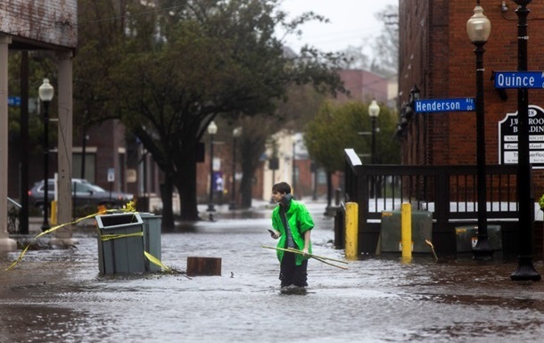 В США растет число жертв урагана Флоренс