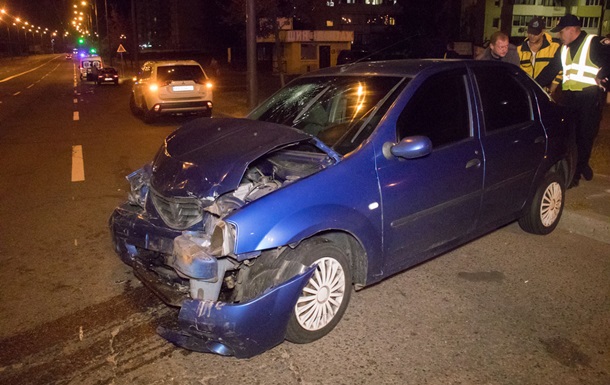 У Києві п яна водій врізалася в церкву