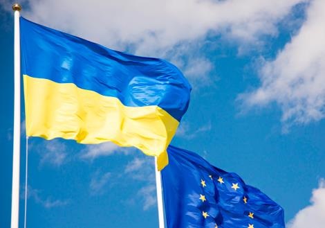 «Томос», НАТО, ЕС: Как Украину уводят на Запад 