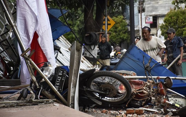 Землетрус в Індонезії: загинули 420 осіб