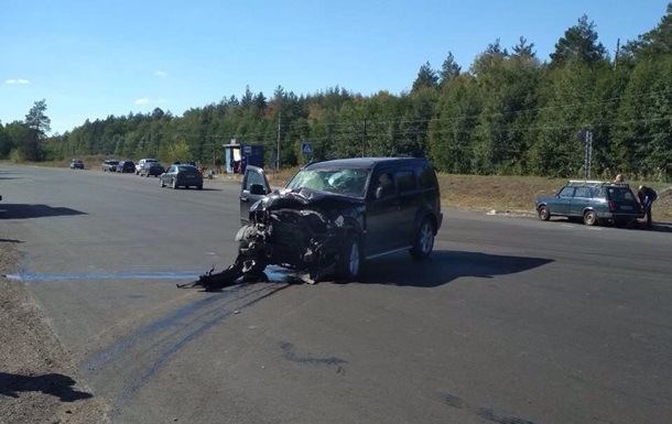 В Донецкой области столкнулись два авто: есть жертва