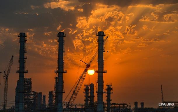 Кувейт впервые с 1992 года прекратил поставки нефти в США- СМИ