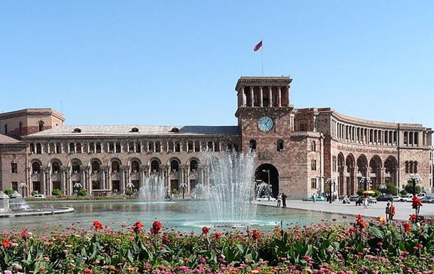 У Вірменії відправили у відставку низку міністрів