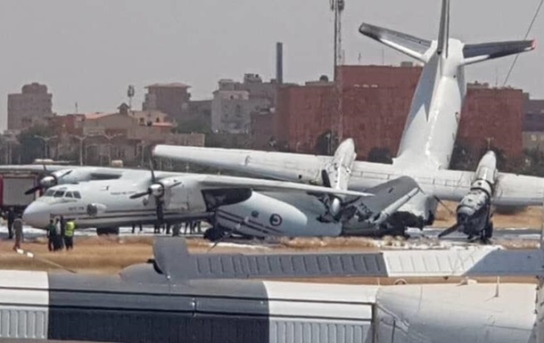 У Судані зіткнулися два літаки Антонов