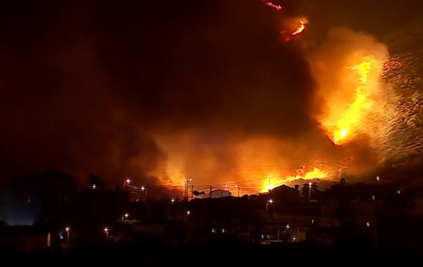 У Португалії почалася масштабна лісова пожежа