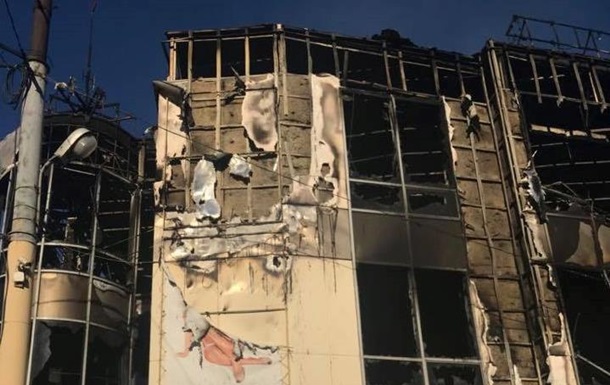 В  ЛНР  сгорел торговый центр