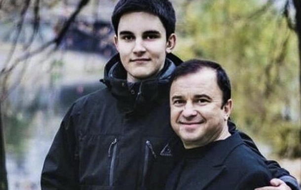 Закликаю українців молитись за сина Віктора Пввліка