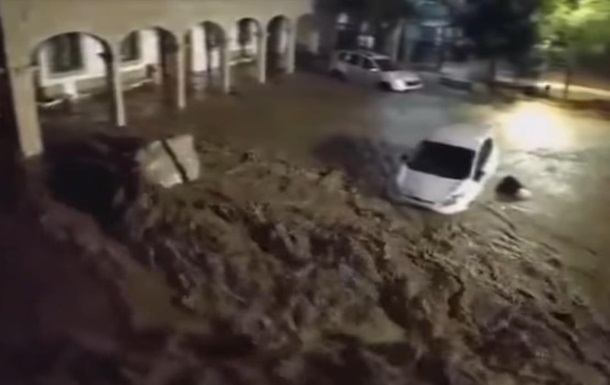 Майорку объявили  зоной бедствия  из-за наводнения