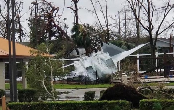 Ураган Майкл знищив базу ВПС у Флориді - Business Insider