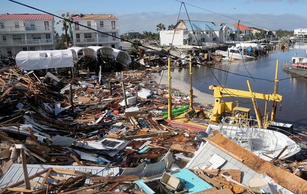 Ураган у США: семеро загиблих та масштабні руйнування
