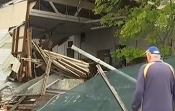 В Австралії торнадо залишив без електроенергії тисячі будинків