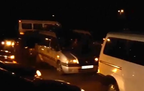 В Ровно бастовали таксисты
