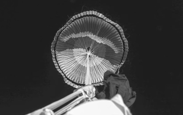 NASA протестировало парашют для Марса