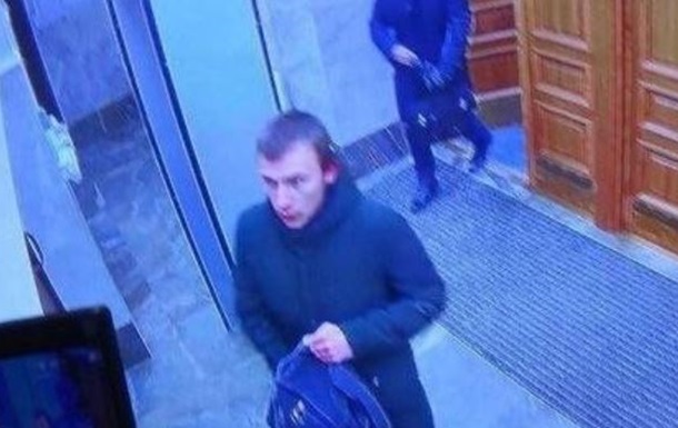 Бомбу в ФСБ Архангельська підірвав 17-річний хлопець