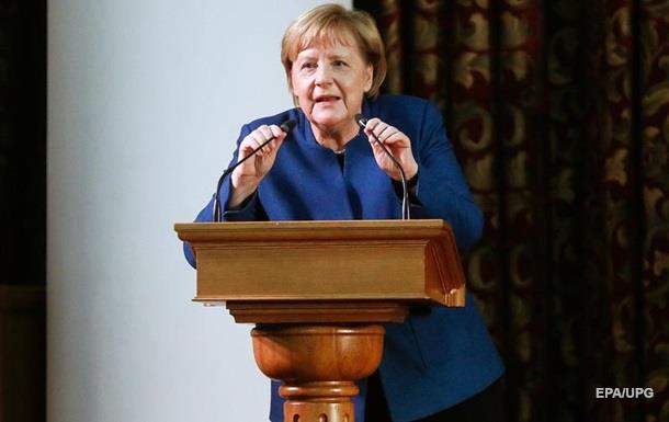 Меркель висловилася щодо виборів на Донбасі